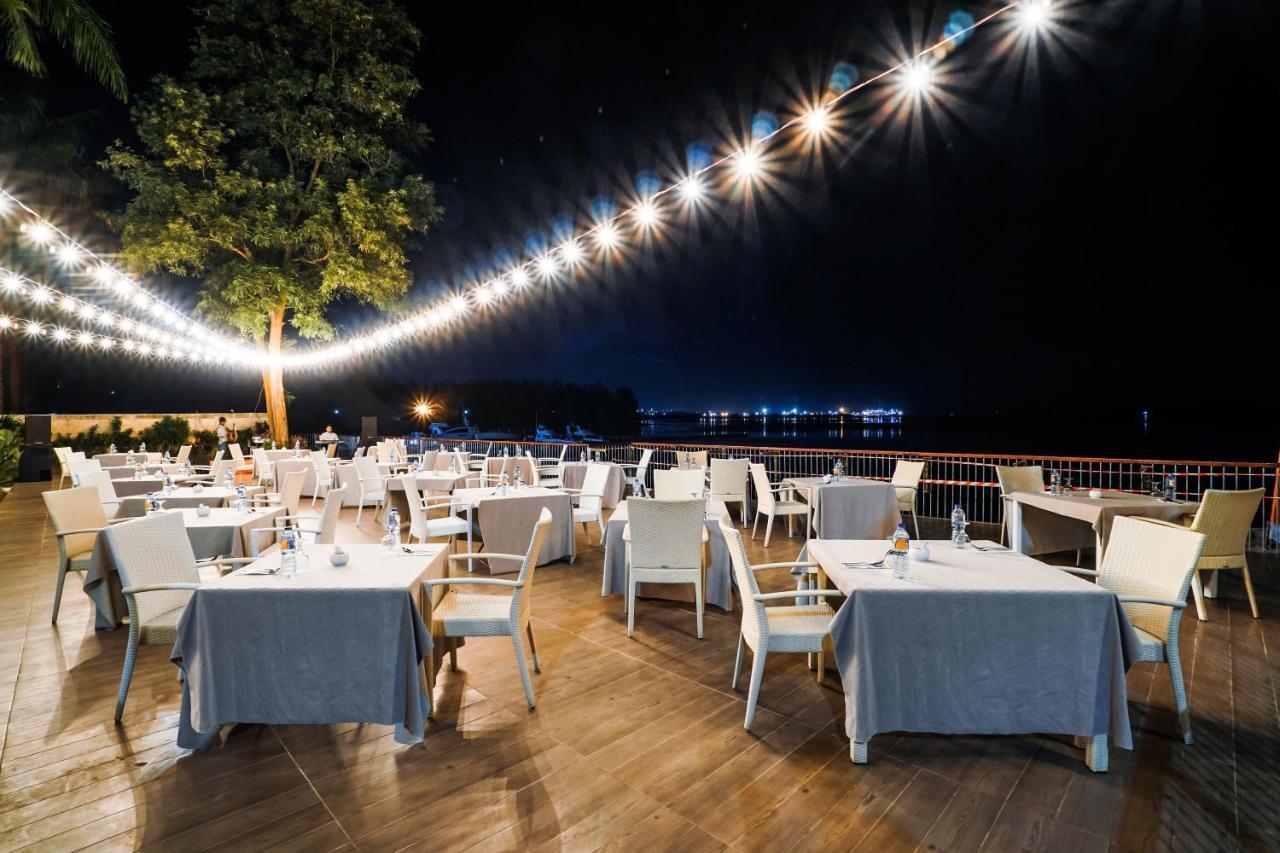 Harris Resort Batam Waterfront Sekupang Zewnętrze zdjęcie
