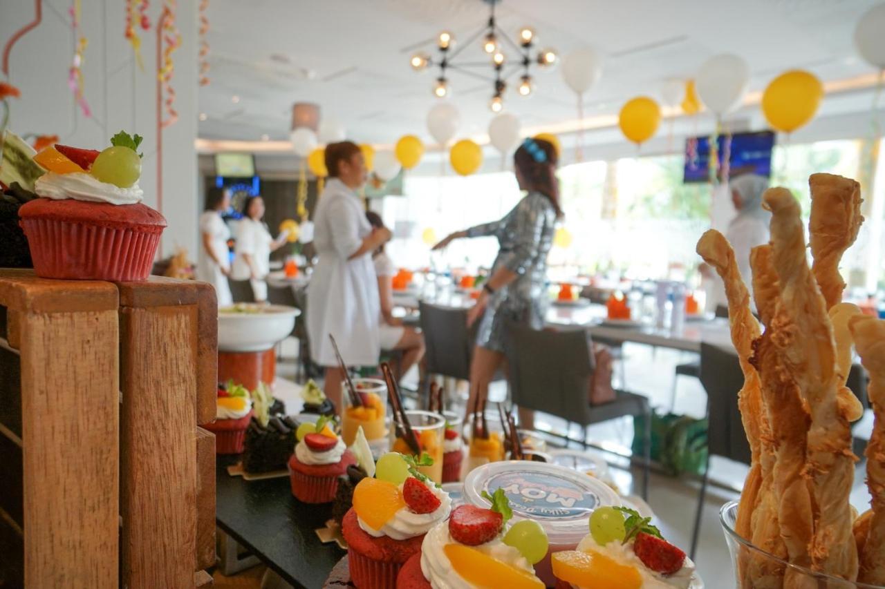Harris Resort Batam Waterfront Sekupang Zewnętrze zdjęcie