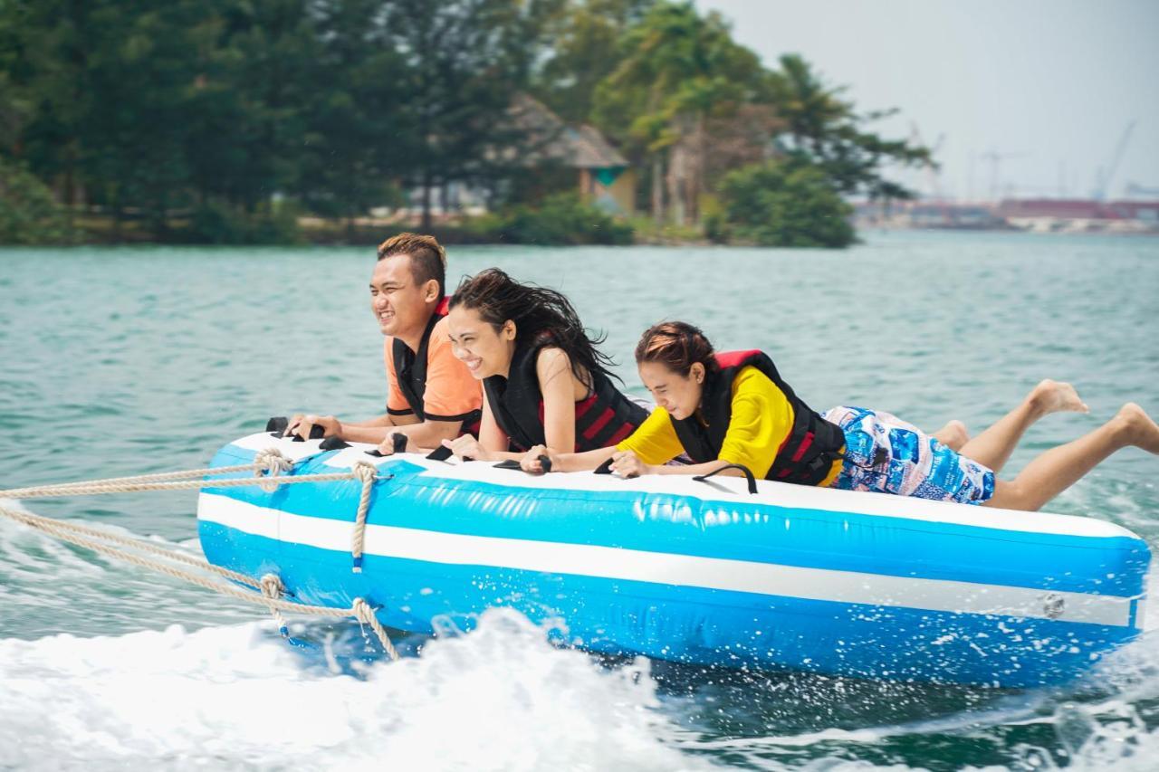 Harris Resort Batam Waterfront Sekupang Zewnętrze zdjęcie