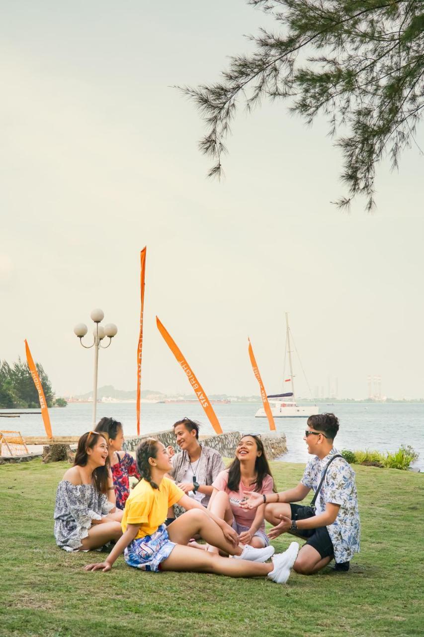 Harris Resort Batam Waterfront Sekupang Zewnętrze zdjęcie
