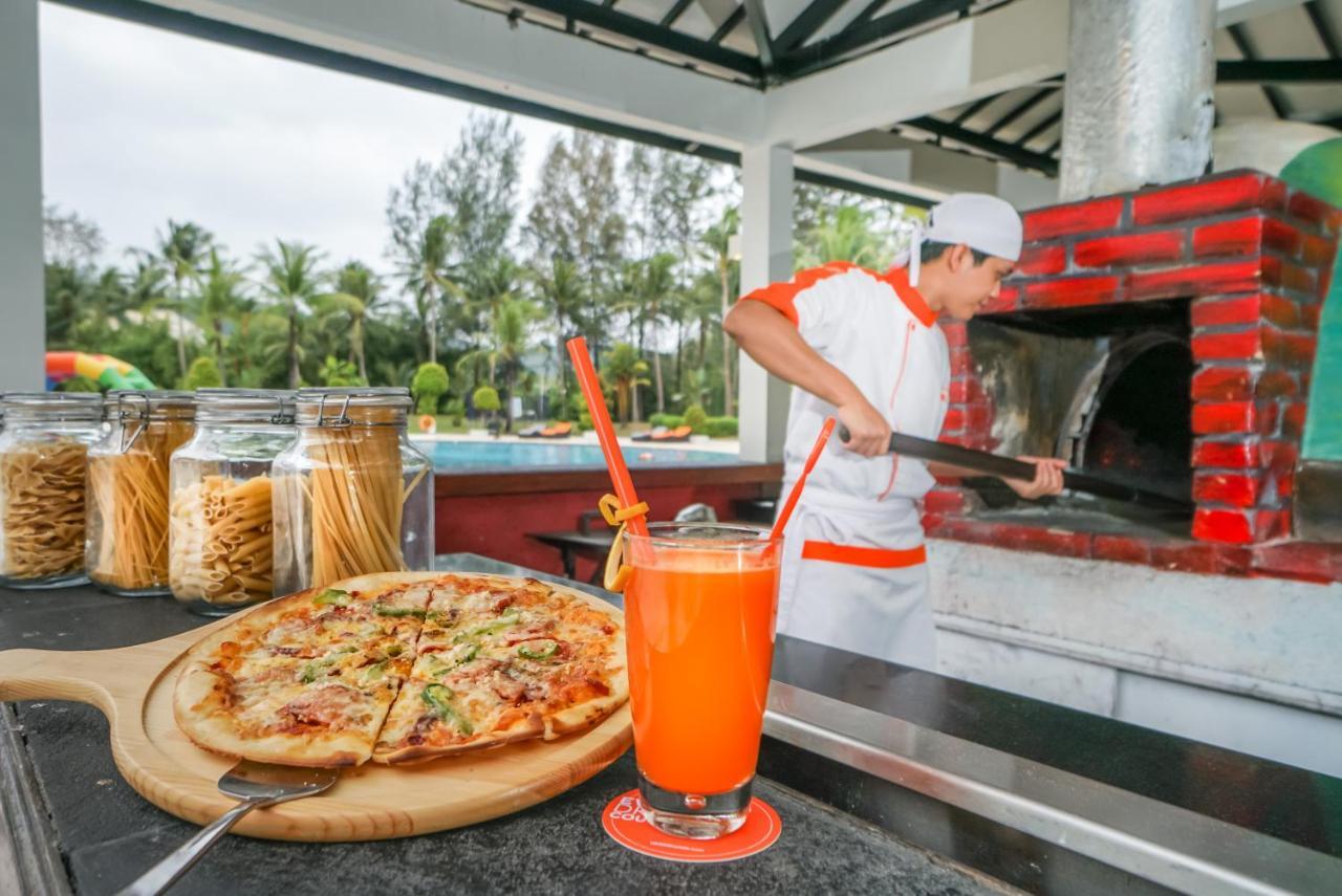 Harris Resort Batam Waterfront Sekupang Zewnętrze zdjęcie
