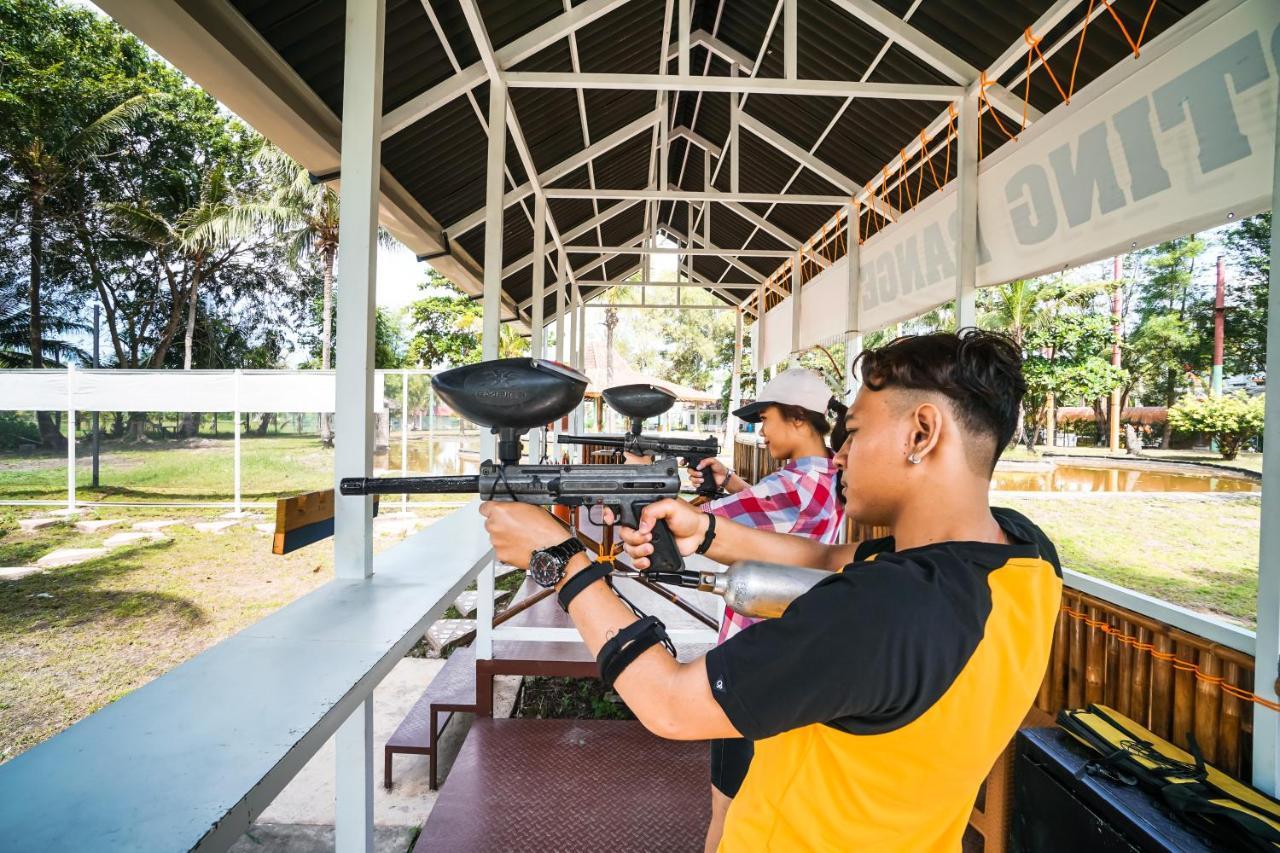 Harris Resort Batam Waterfront Sekupang Zewnętrze zdjęcie