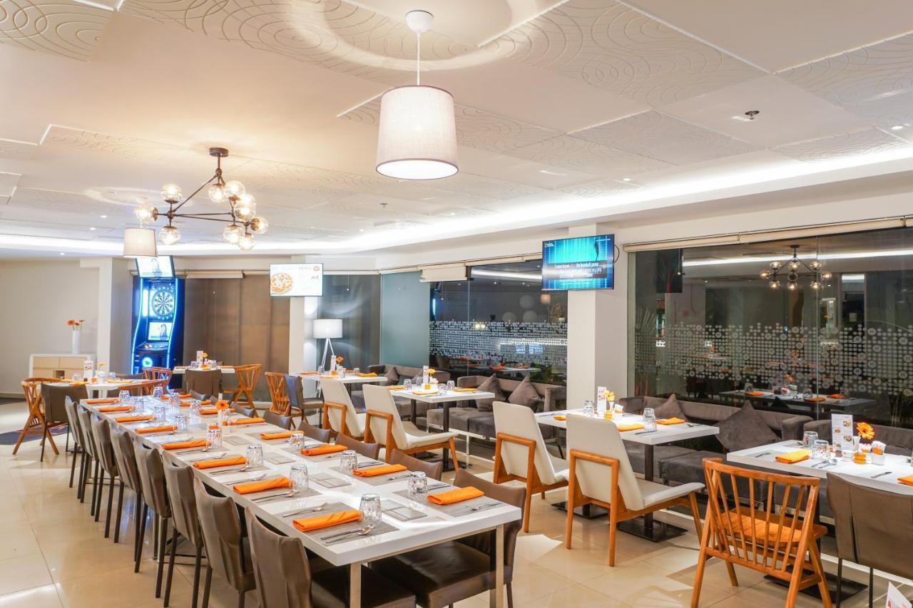 Harris Resort Batam Waterfront Sekupang Zewnętrze zdjęcie
